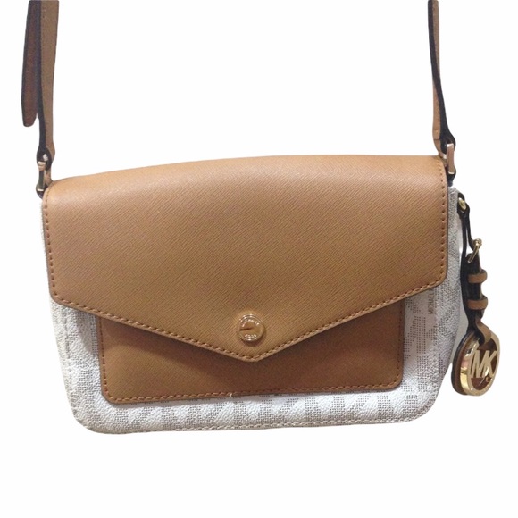 Michael Kors Handbags - NWOT Michael Kors Brown Crossbody Purse Bag